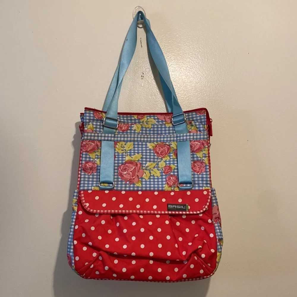 BASIL ROSA Floral Patchwork Tote Bag in Red and Blue